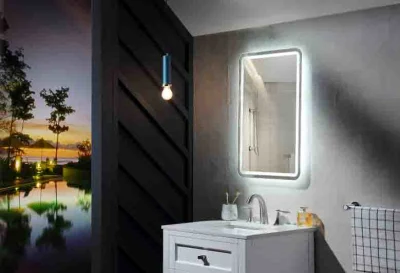 Venta al por mayor Decoración del hogar Luz de pared Vanidad de lujo Desempañador Muebles de sala Maquillaje Cosmotic LED Baño Espejo inteligente con pantalla de tiempo
