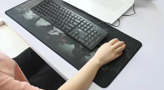 Mapa del mundo de gran tamaño extendido profesional suave personalizado Amazon teclado de goma caliente alfombrillas de ratón alfombrilla de ratón de goma para juegos al por mayor